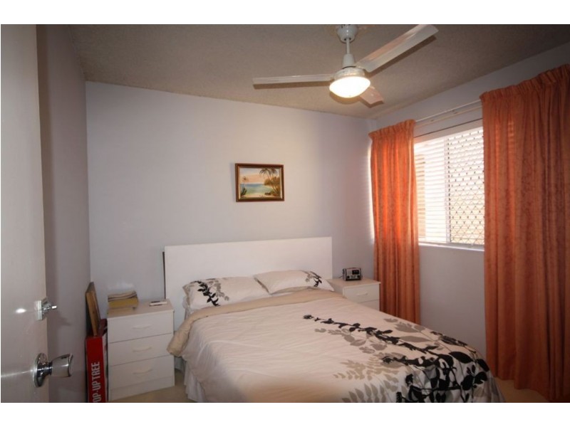 25/224 Marine Parade, Labrador QLD 4215