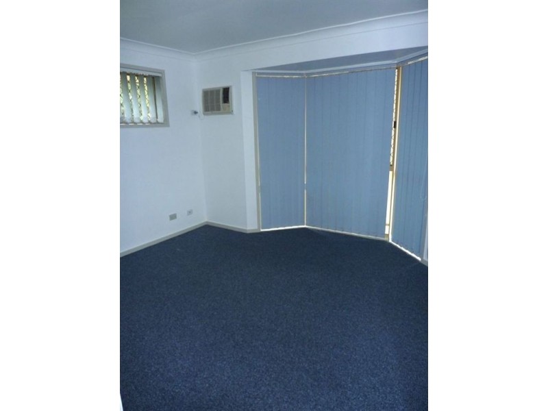 1/31 Nina Parade, Arundel QLD 4214