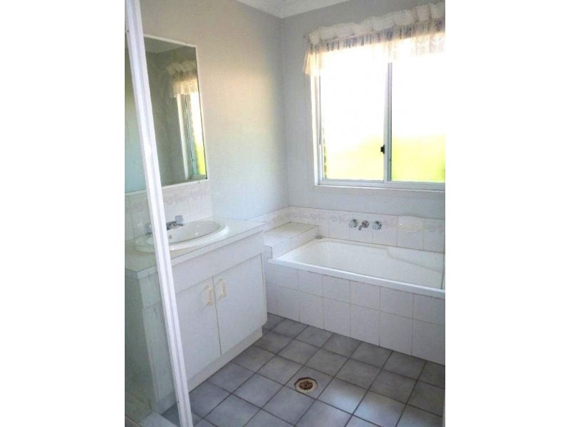 7 Stanton Court, Parkwood QLD 4214