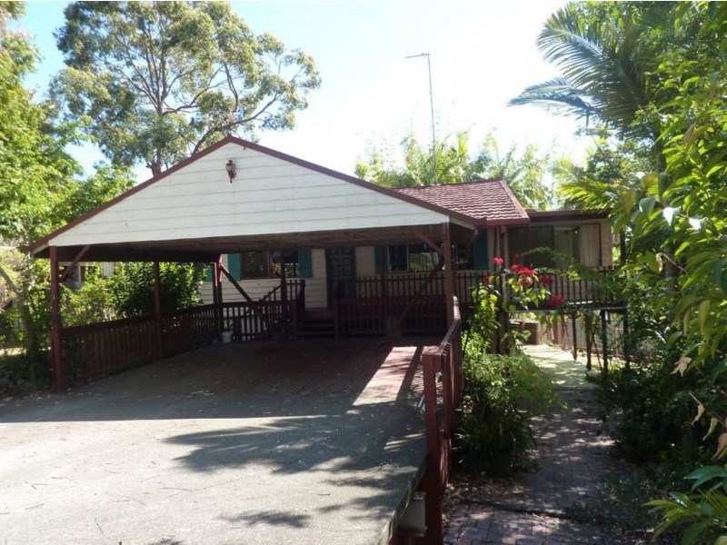 13 Jilpangi Crescent, Ashmore QLD 4214