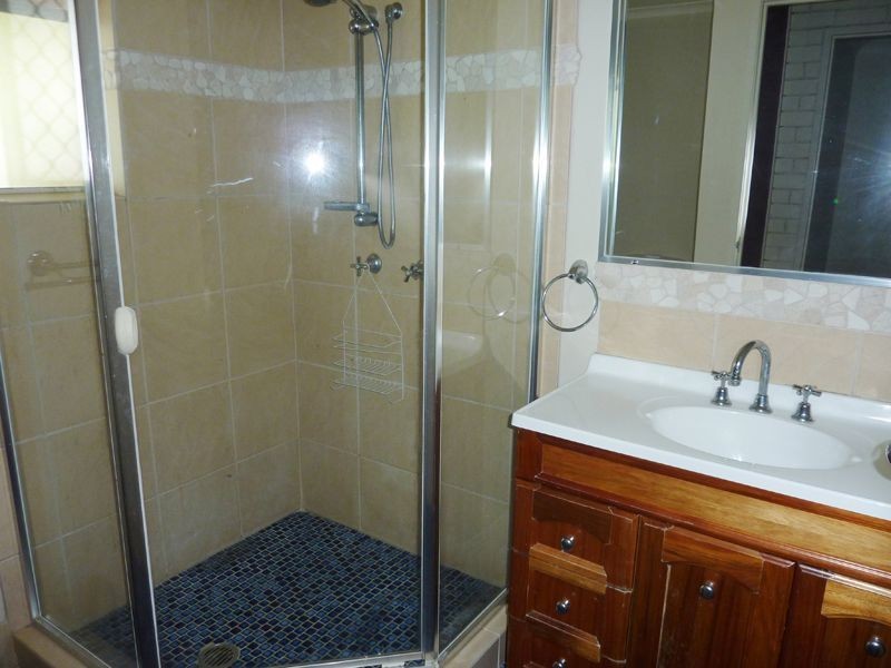 3 Kanni Court, Ashmore QLD 4214