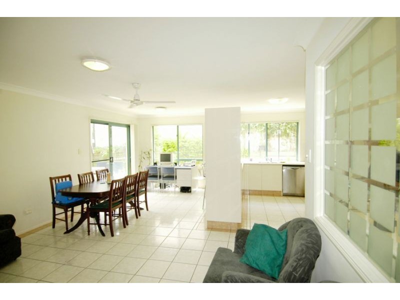 37 Clear River Blvd, Ashmore QLD 4214