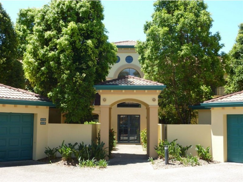 3252 Palladian Drive, Hope Island QLD 4212