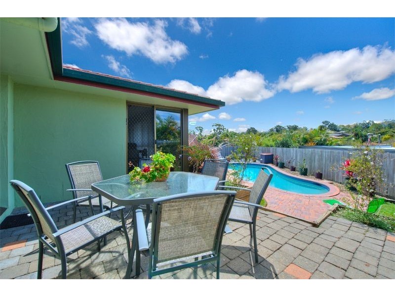 12 Palona Place, Ashmore QLD 4214