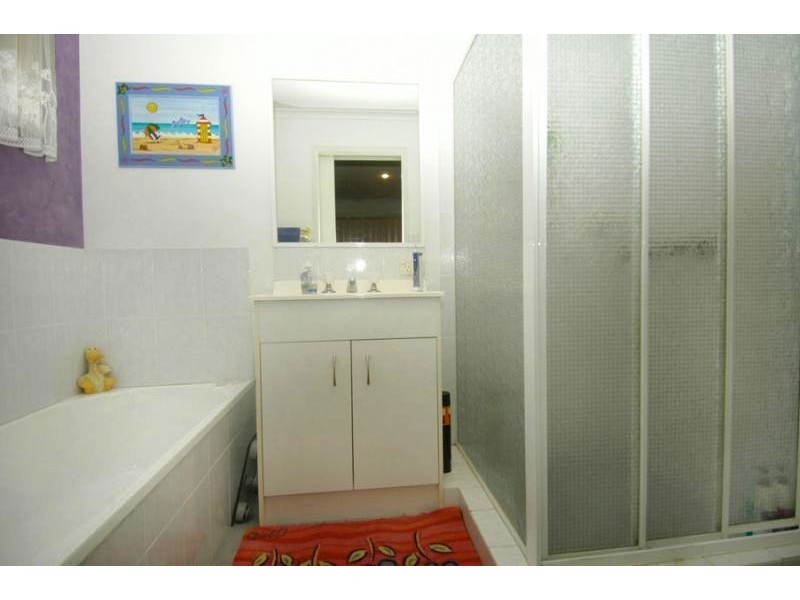 4/33 Golden Palms Court, Ashmore QLD 4214