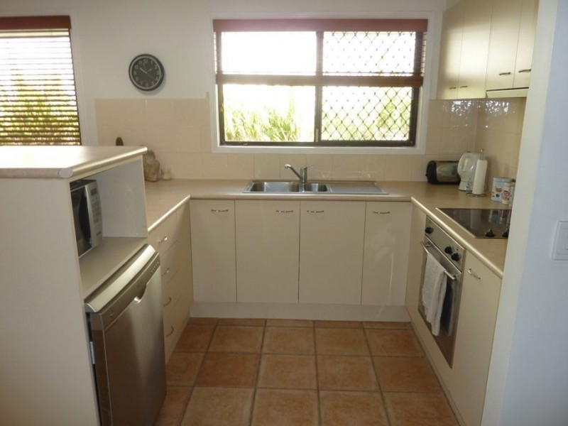 3 Lillian Crescent, Ashmore QLD 4214