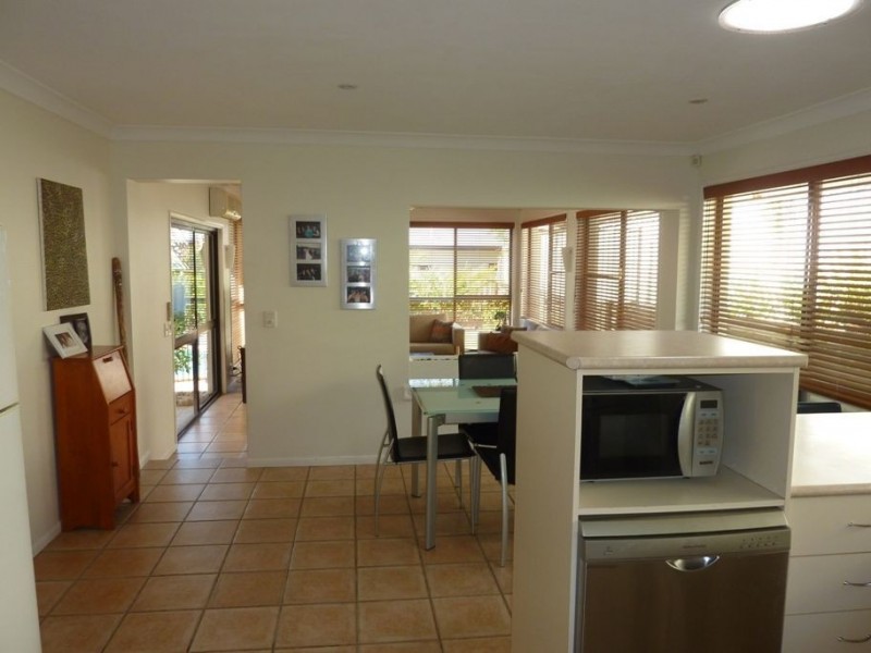 3 Lillian Crescent, Ashmore QLD 4214