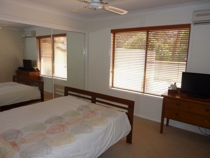 3 Lillian Crescent, Ashmore QLD 4214