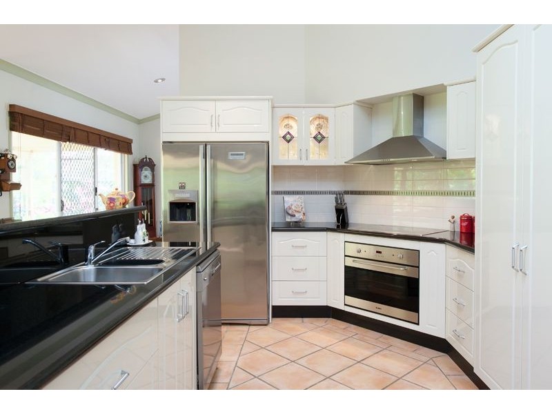 111 Thorngate Drive, Robina QLD 4226