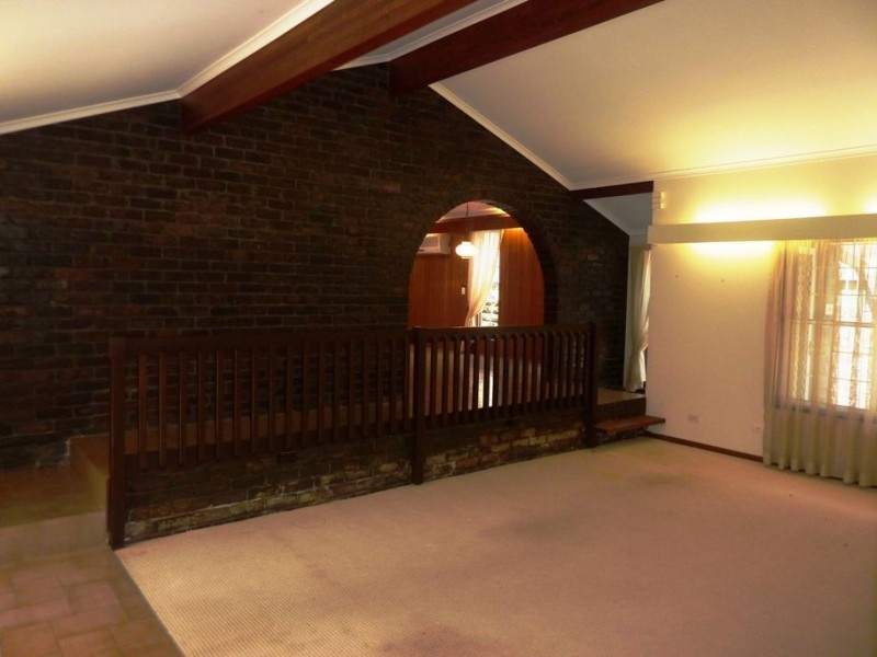 5 Sunvalley Drive, Ashmore QLD 4214