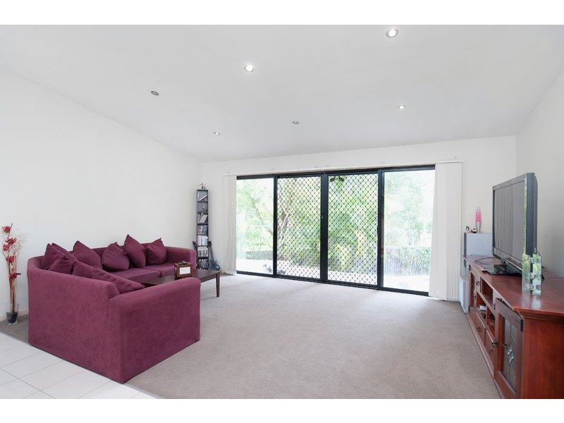 16 Ferngrove Avenue, Upper Coomera QLD 4209