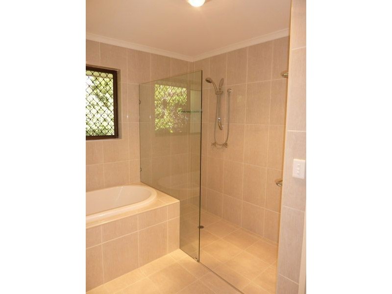 7 Clare Street, Southport QLD 4215