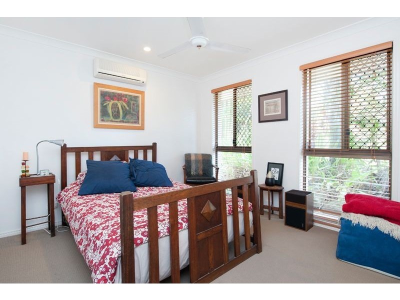 9 Ainsley Avenue, Ashmore QLD 4214