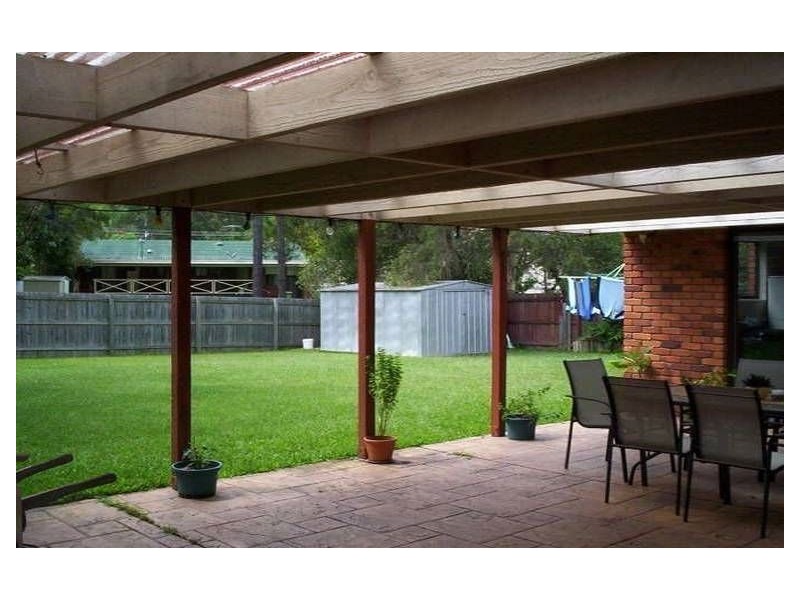 11 Canterbury Chase, Ashmore QLD 4214