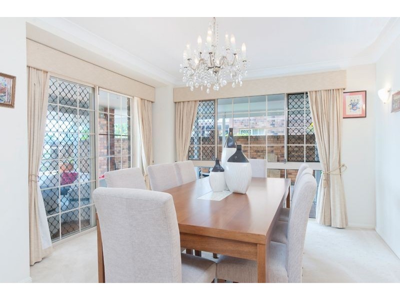 23 Tannah Court, Broadbeach Waters QLD 4218
