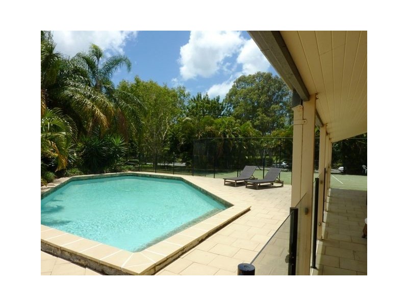 47 Marbella Drive, Benowa Waters QLD 4217