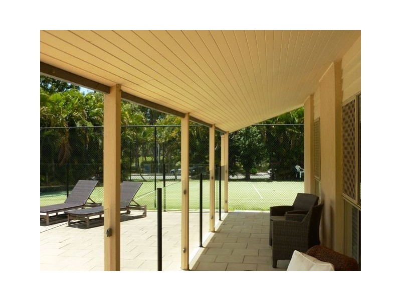 47 Marbella Drive, Benowa Waters QLD 4217