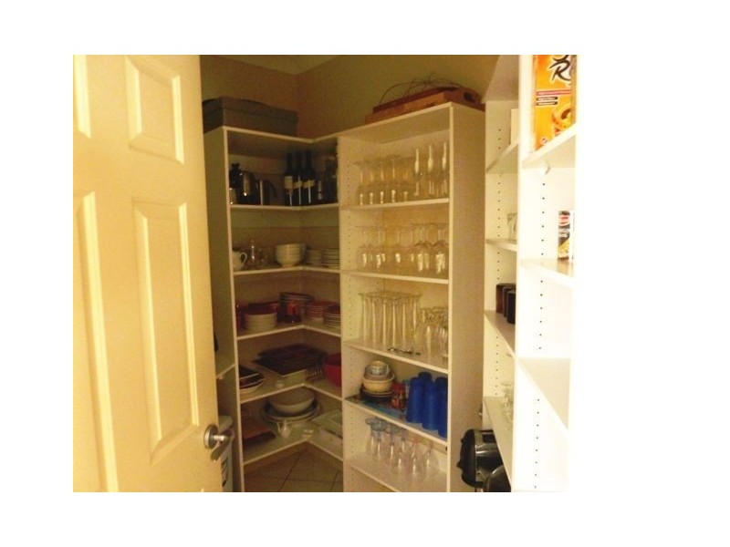 47 Marbella Drive, Benowa Waters QLD 4217