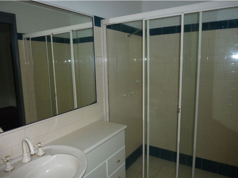 10/1 Freda Street, Ashmore QLD 4214