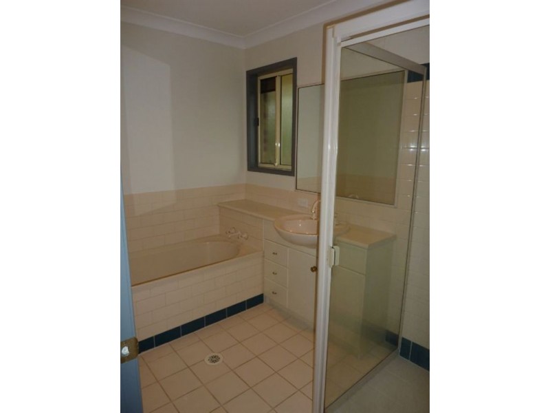 10/1 Freda Street, Ashmore QLD 4214