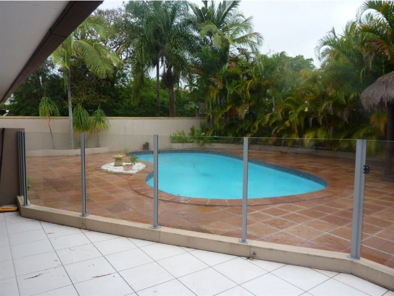 7 Miralie Place, Ashmore QLD 4214