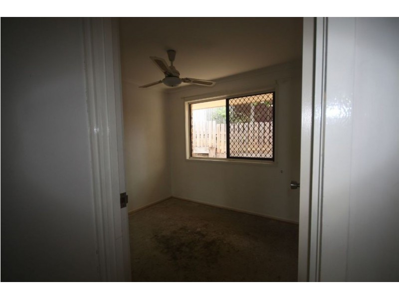 1 Carool Court, Ashmore QLD 4214