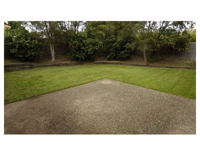 72 McLaren Road, Nerang QLD 4211