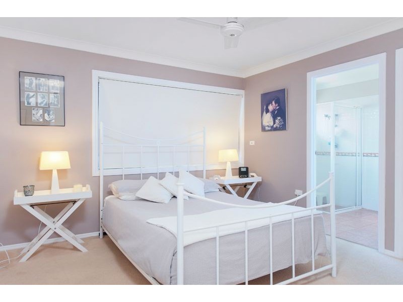 8 Maris Street, Southport QLD 4215