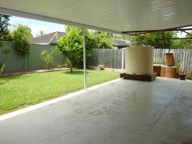 2/9 Lindal Street, Ashmore QLD 4214