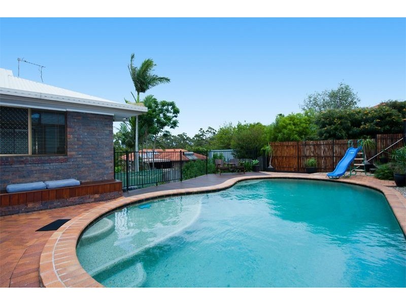 54 Kallaroo Crescent, Ashmore QLD 4214