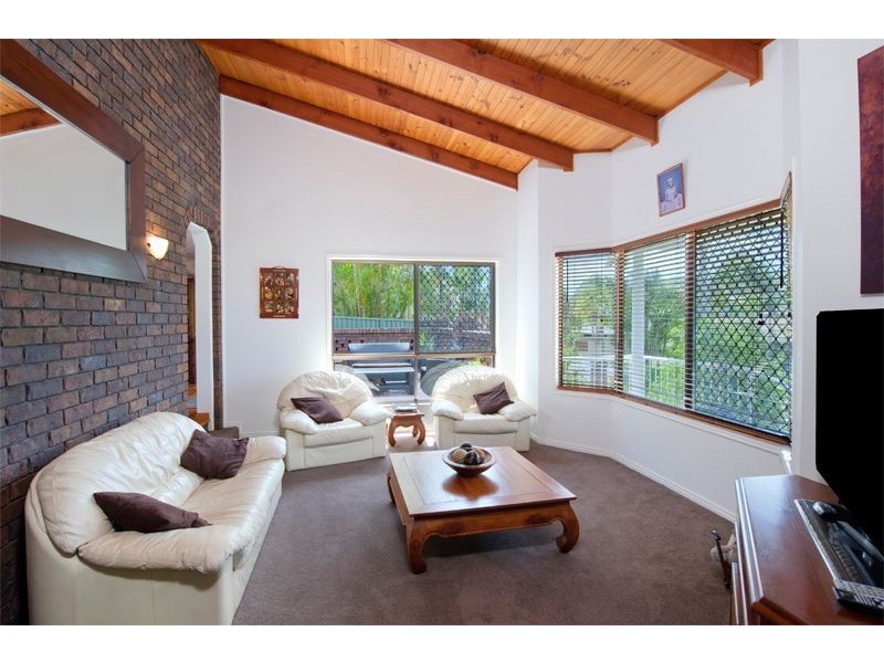 54 Kallaroo Crescent, Ashmore QLD 4214