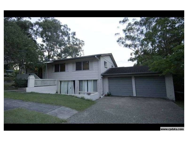 15 Kurrambee Avenue, Ashmore QLD 4214