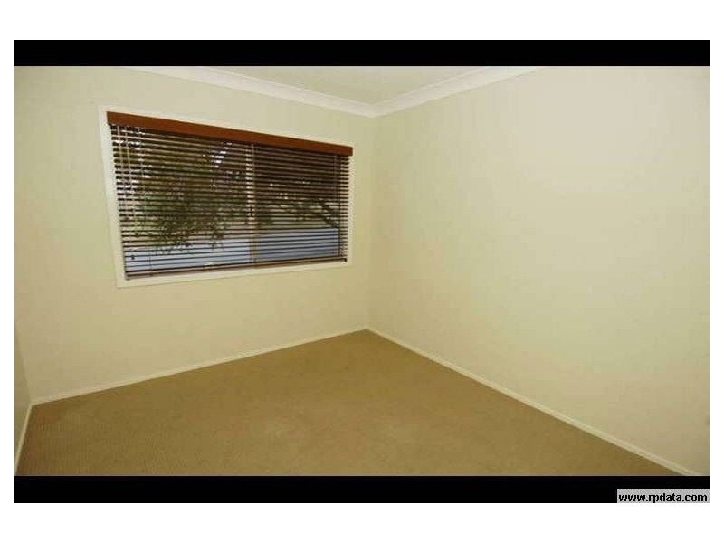 15 Kurrambee Avenue, Ashmore QLD 4214