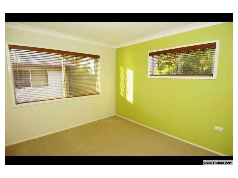 15 Kurrambee Avenue, Ashmore QLD 4214