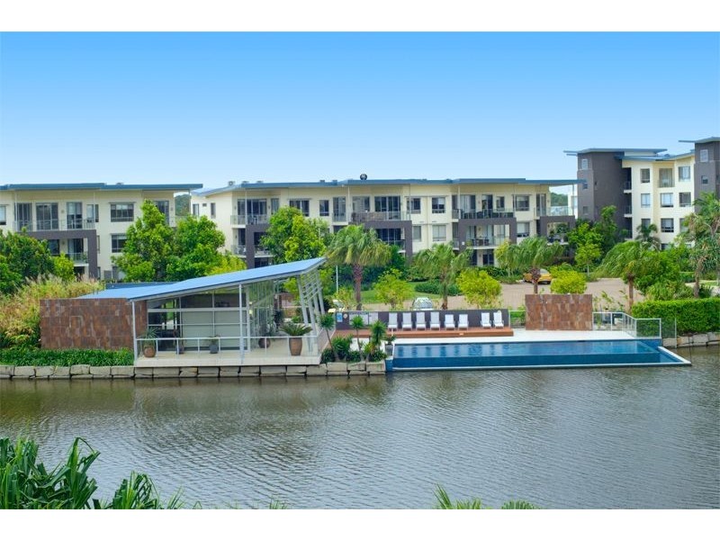 338/3 Pendraat Parade, Hope Island QLD 4212