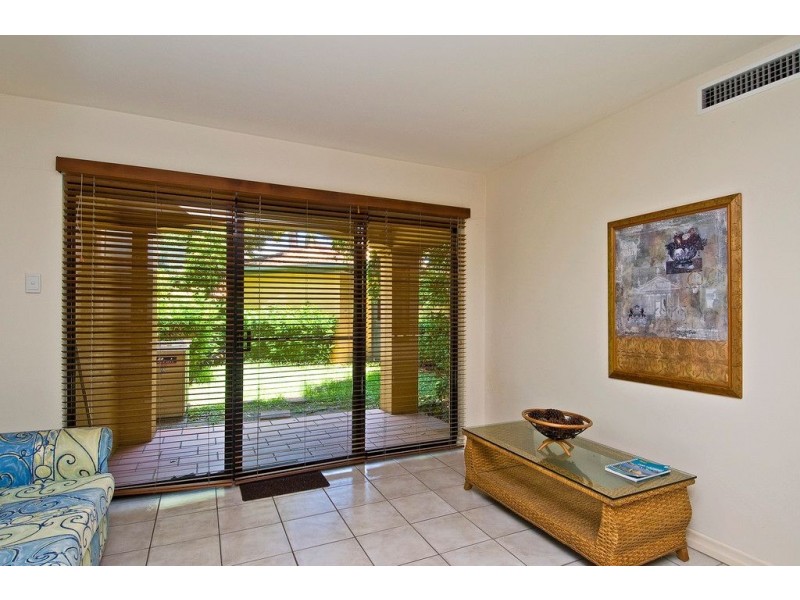 3252 Palladian Drive, Hope Island QLD 4212