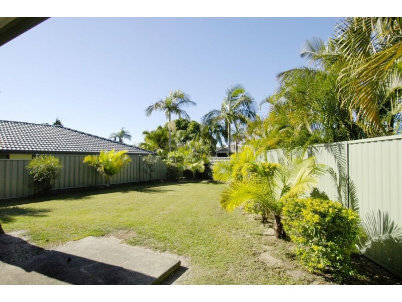 11 Rumbalara Street, Ashmore QLD 4214