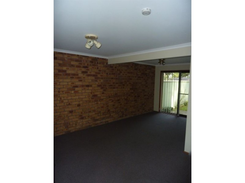 11/21 St Kevins Avenue, Benowa QLD 4217