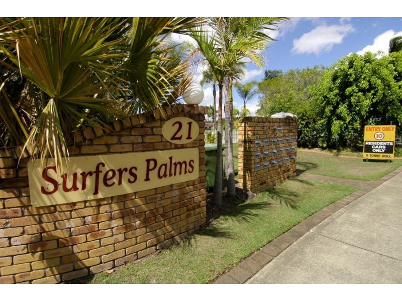 11/21 St Kevins Avenue, Benowa QLD 4217