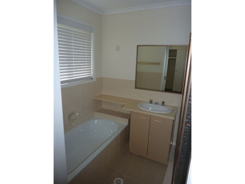 1/11 Jean Street, Labrador QLD 4215