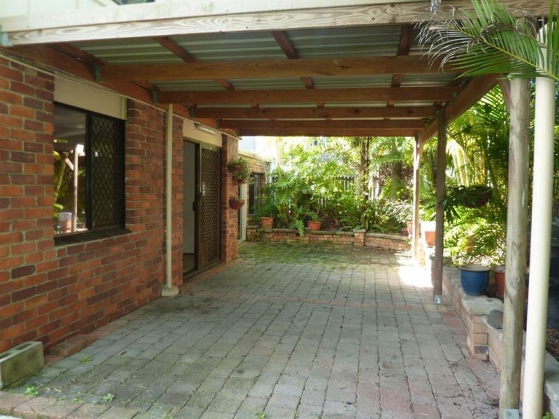 2/30 Corunna Crescent, Ashmore QLD 4214