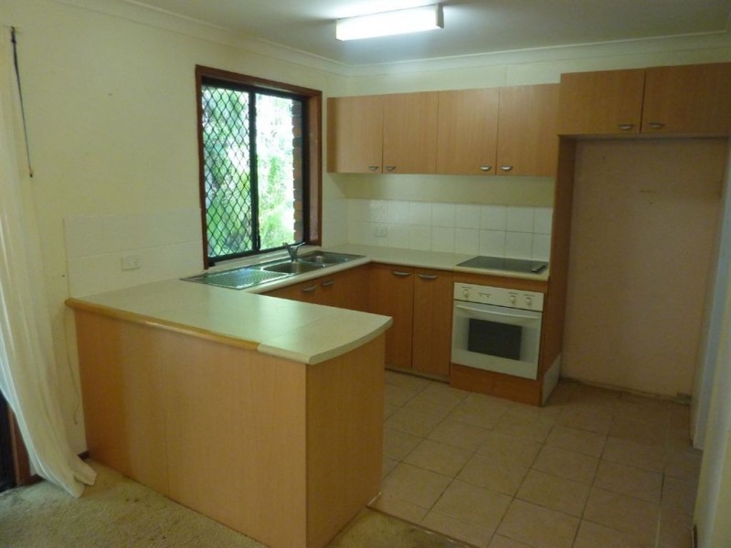 2/30 Corunna Crescent, Ashmore QLD 4214