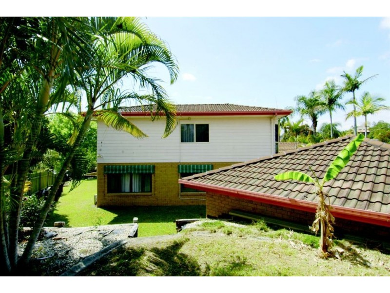 6 Paruna Place, Ashmore QLD 4214