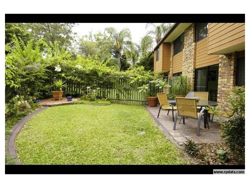 3/8 Sara Street, Ashmore QLD 4214