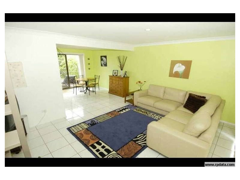 3/8 Sara Street, Ashmore QLD 4214