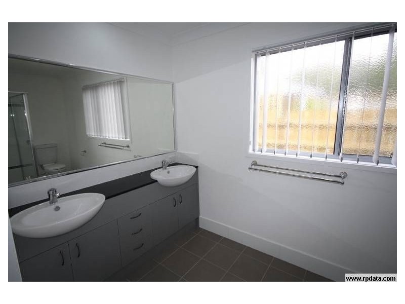 5 Picnic Place, Canungra QLD 4275