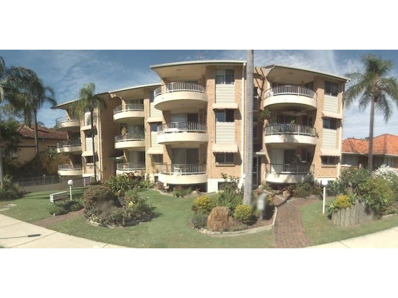 10/34-36 Queen Street, Southport QLD 4215