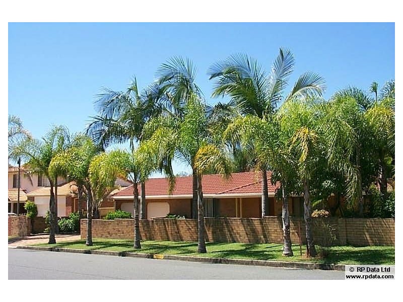 10 Heeb Street, Benowa QLD 4217