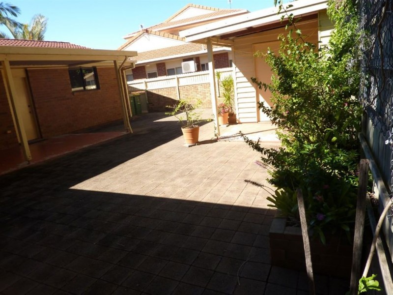 10 Heeb Street, Benowa QLD 4217