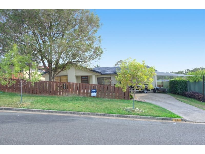 44 Pinkwood Drive, Ashmore QLD 4214